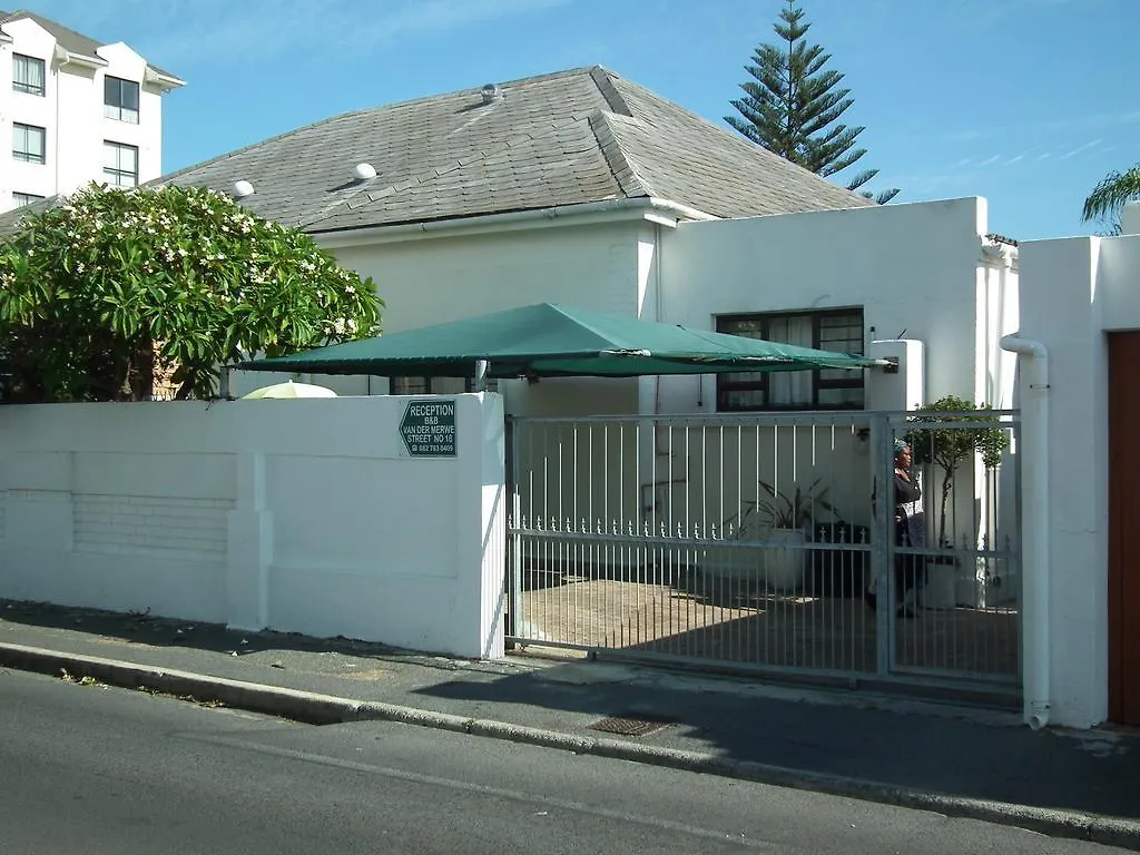 Groenewald Accommodation Strand Südafrika